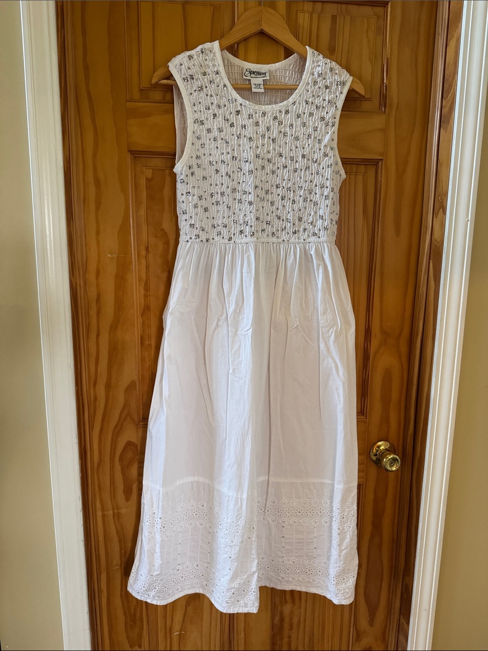 Expressions White Sleeveless Embroidered Eyelet Dress